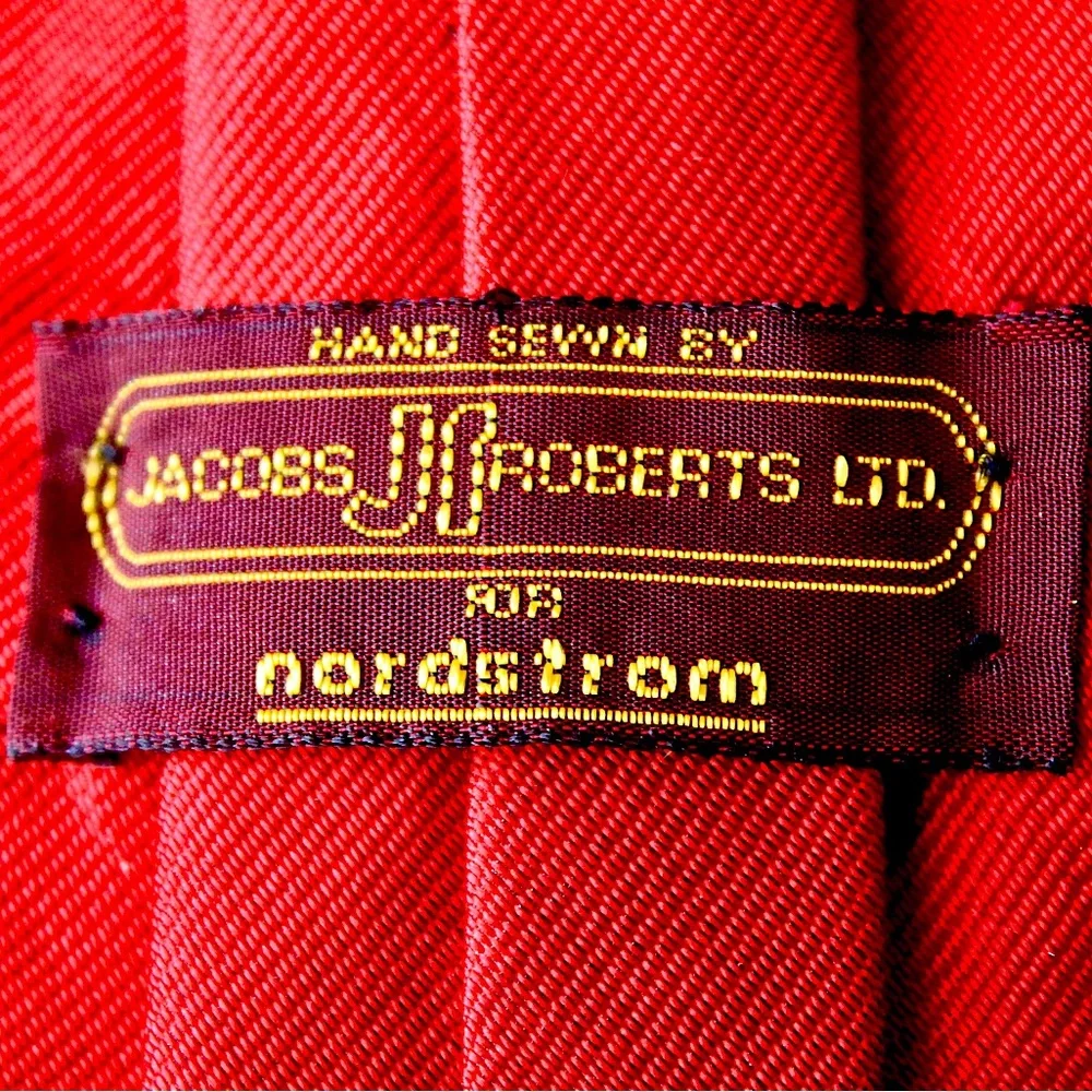 JACOBS ROBERTS LTD MENS TIE RED 100% SILK VINTAGE SAILBOATS HAND SEWN